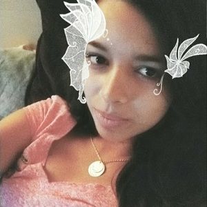 Meet your Posher, Natália